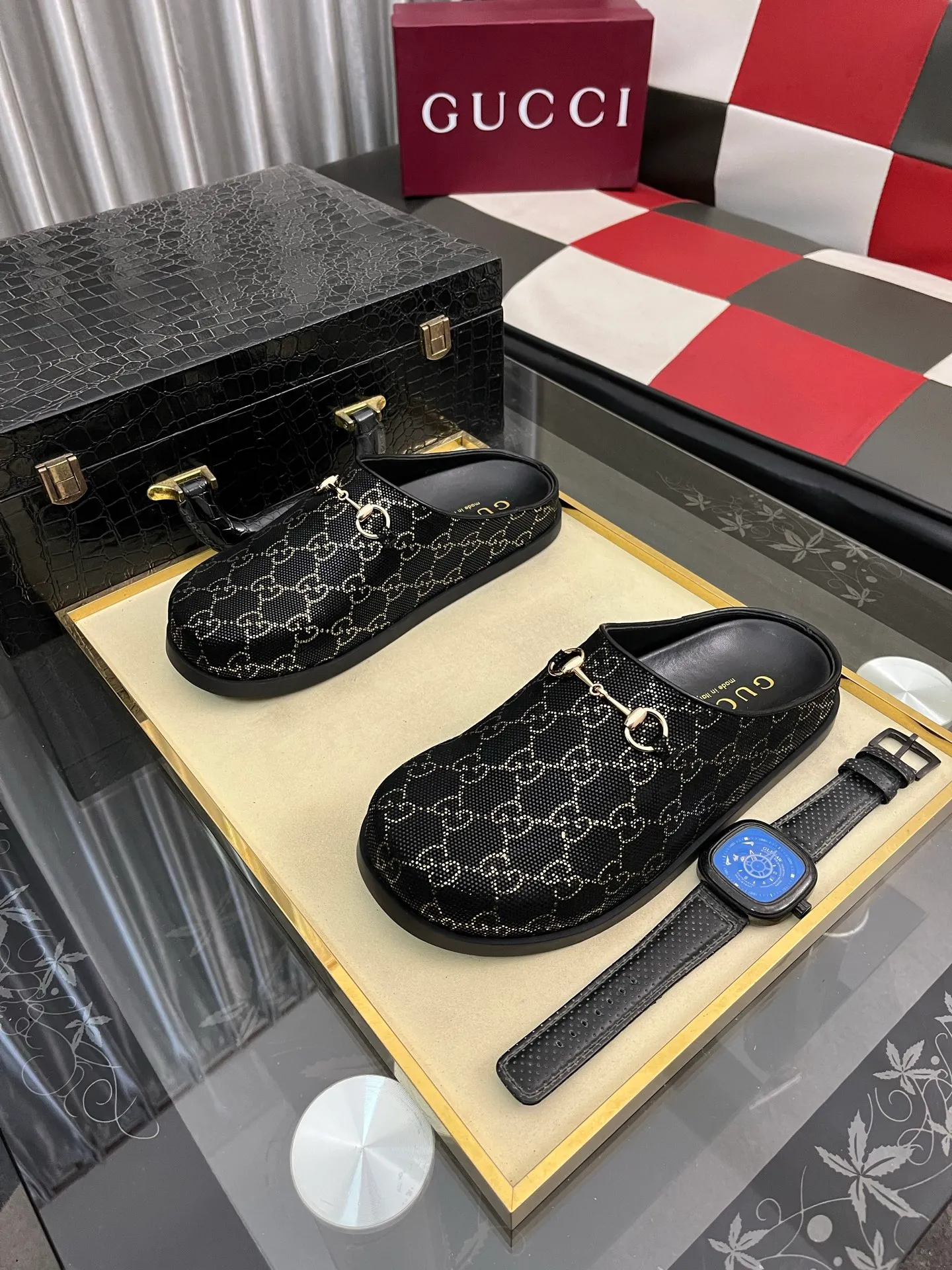 Ex-factory price: 438⌚️⌚️[Gucci] 2025 new season half-slip men's shoes, made of Italian imported first-layer frosted cowhide➕sheepskin lining, original hardware buckle, original combination wear-resistant outsole, real shot 🎬 Very comfortable on the feet, size 38-44